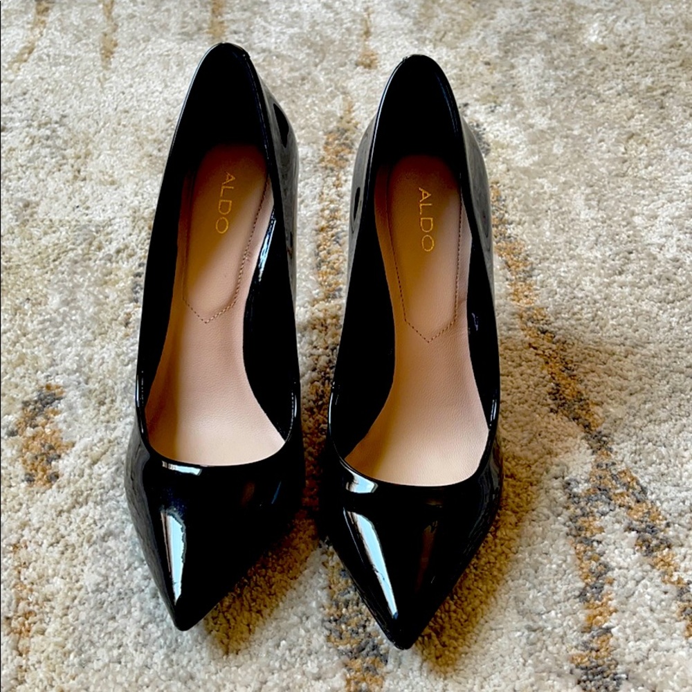 ALDO Patent Pumps
